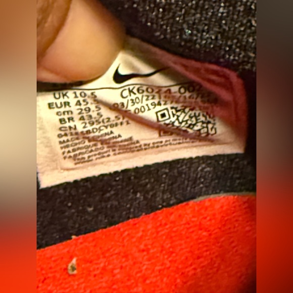 Nike - Picture 6 of 6